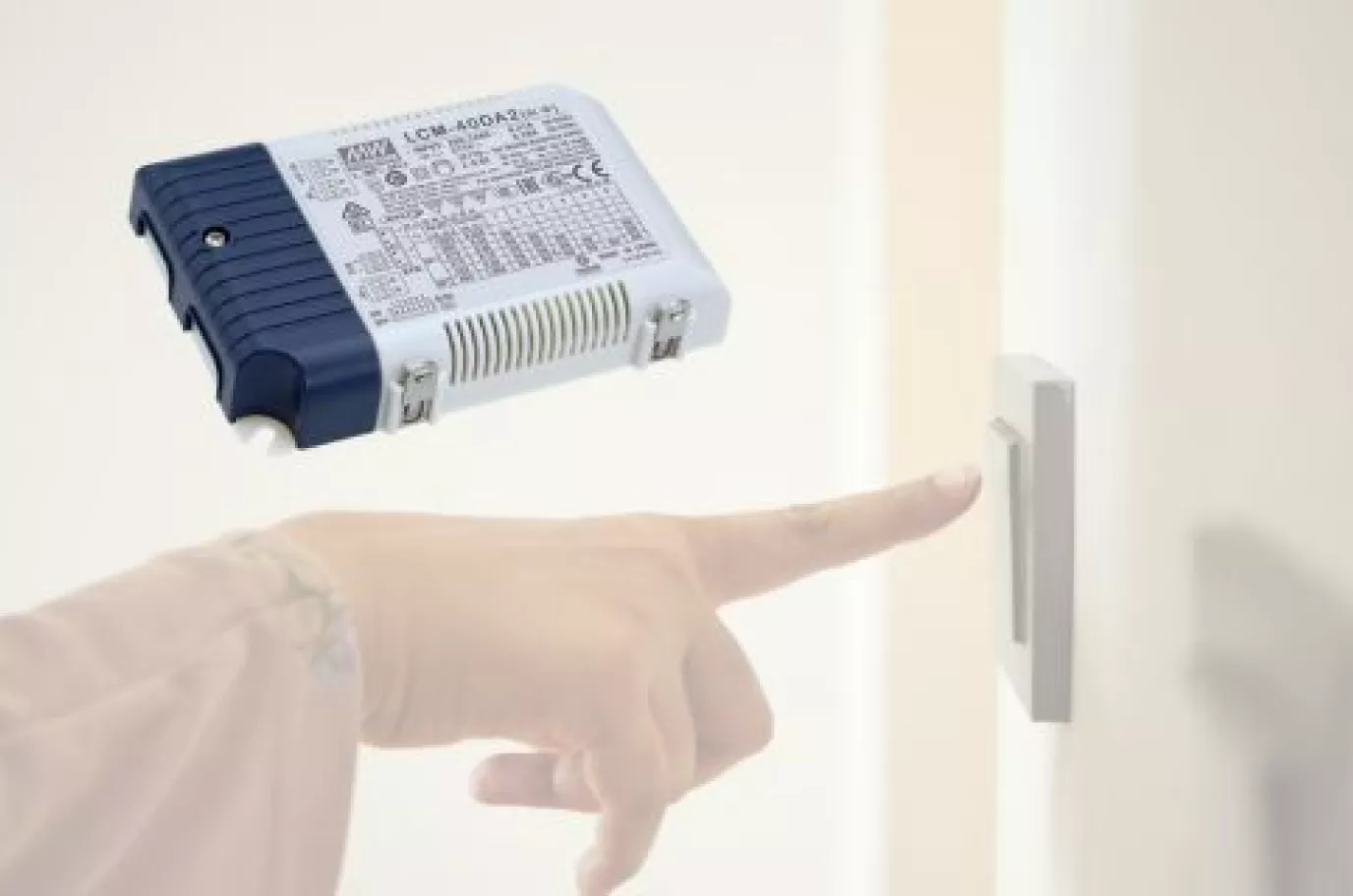 Push Dimming Function MEAN WELL LCM-DA2 LED Drivers